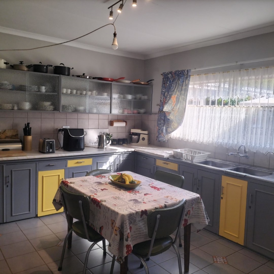 4 Bedroom Property for Sale in Fichardt Park Free State